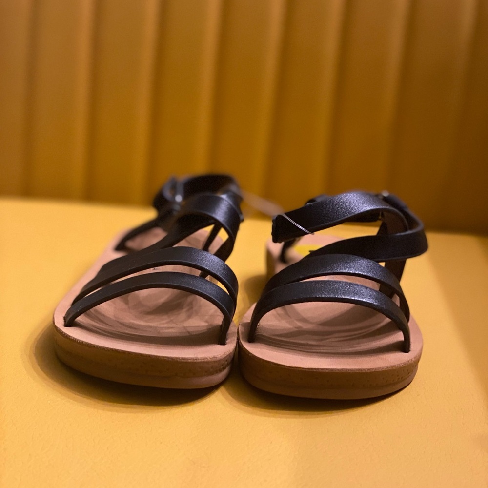 Toddler Girl Black Sandals Size 8